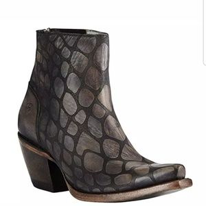 Ariat Womens Benita Bootie